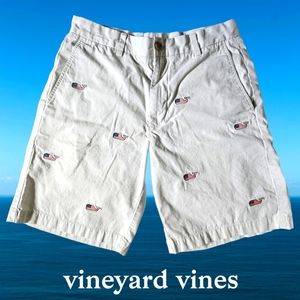 Vineyard Vines Flag Whale 9 inch Breaker Short